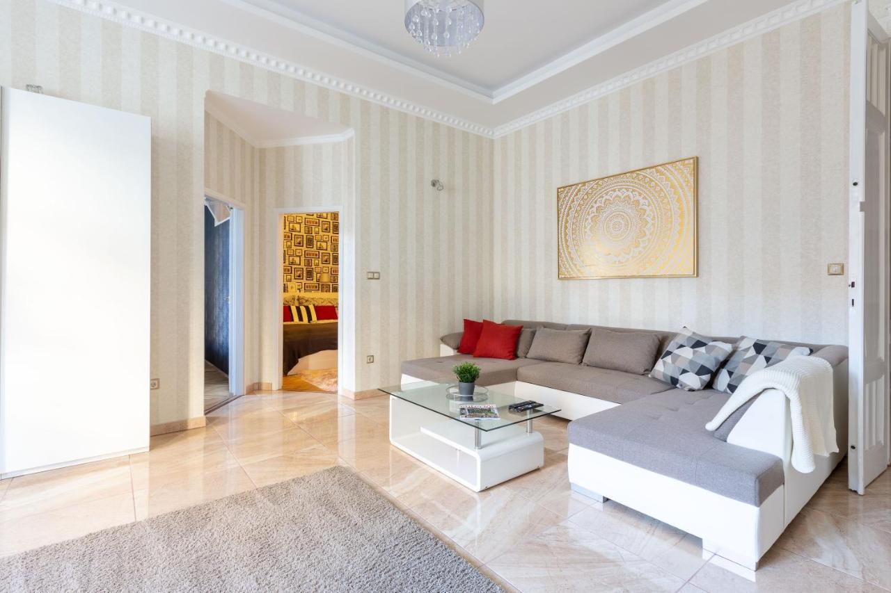 Luxury Downtown Home By Anna Budapeşte Dış mekan fotoğraf